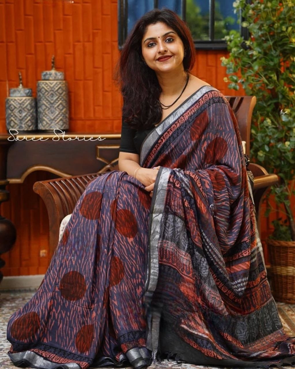 Print linen saree